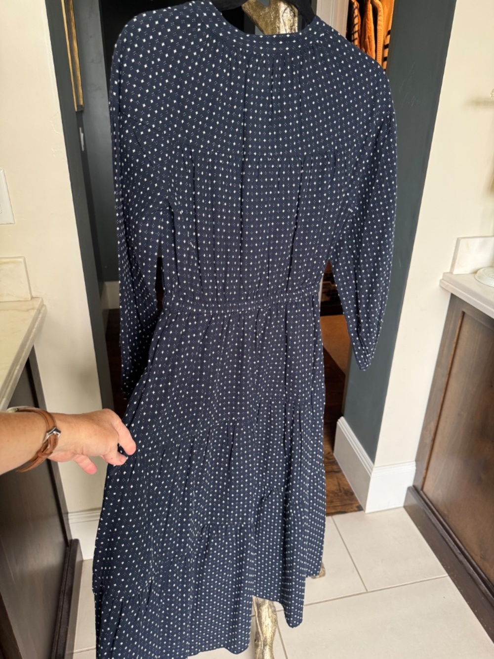 Madewell navy blue long sleeve midi dress with white polka dots - Picture 6 of 6